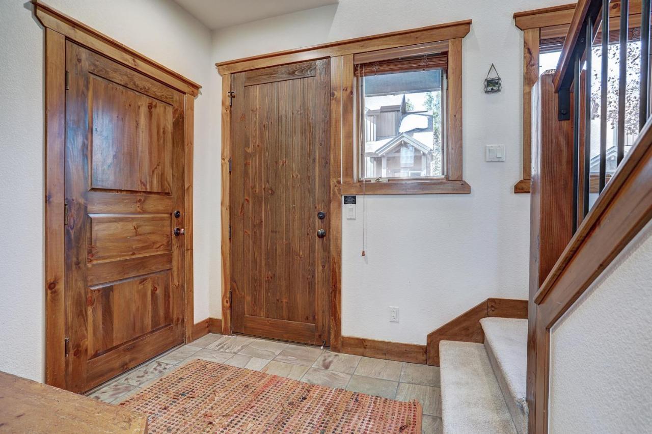 Amber Sky - Ski-In Ski-Out Apartment Breckenridge Room photo